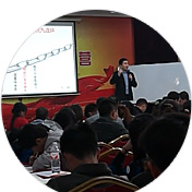 專家輔導、現場沙龍，更多干貨與人脈資源